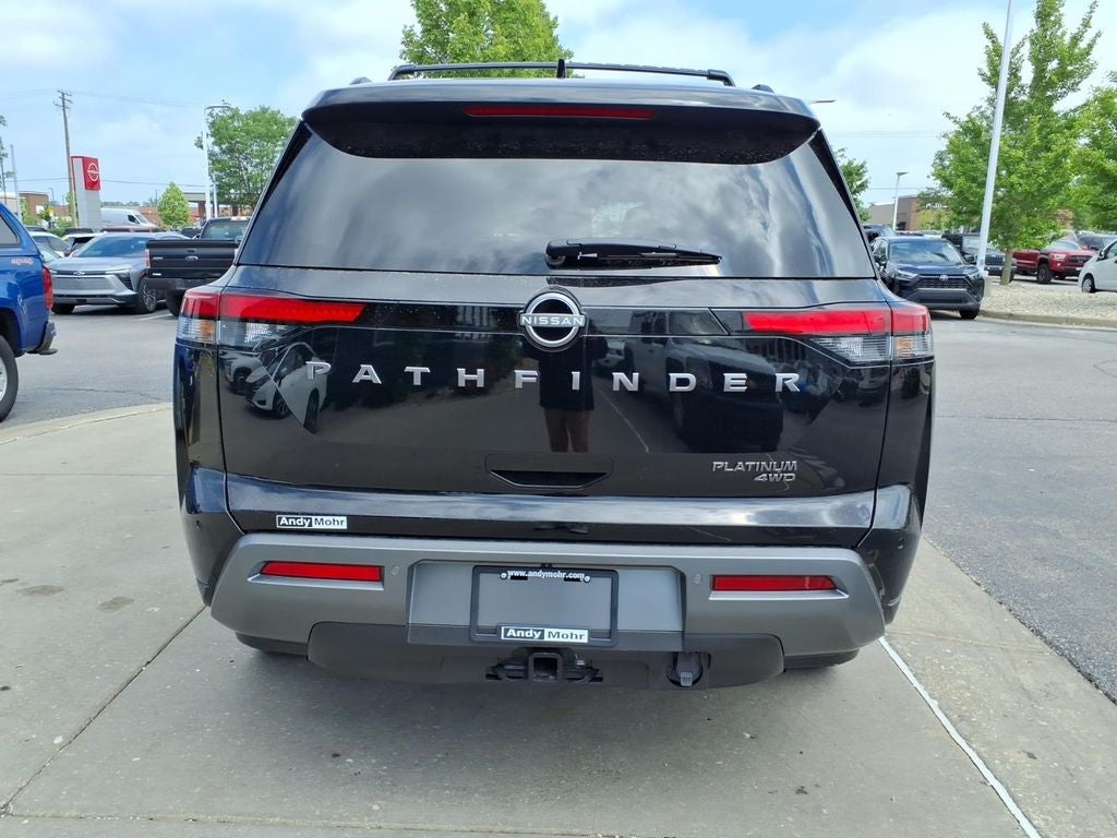 2026 Nissan Pathfinder Platinum
