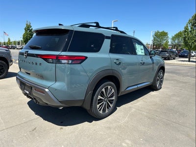 2026 Nissan Pathfinder Platinum