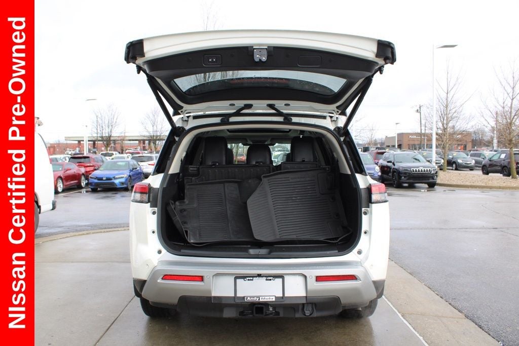 2024 Nissan Pathfinder Platinum