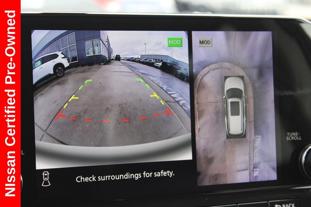 2024 Nissan Pathfinder Platinum