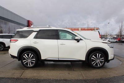 2024 Nissan Pathfinder Platinum