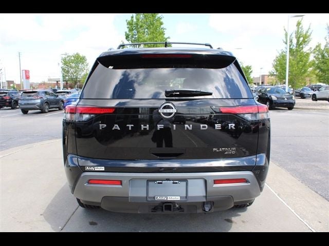 2026 Nissan Pathfinder Platinum