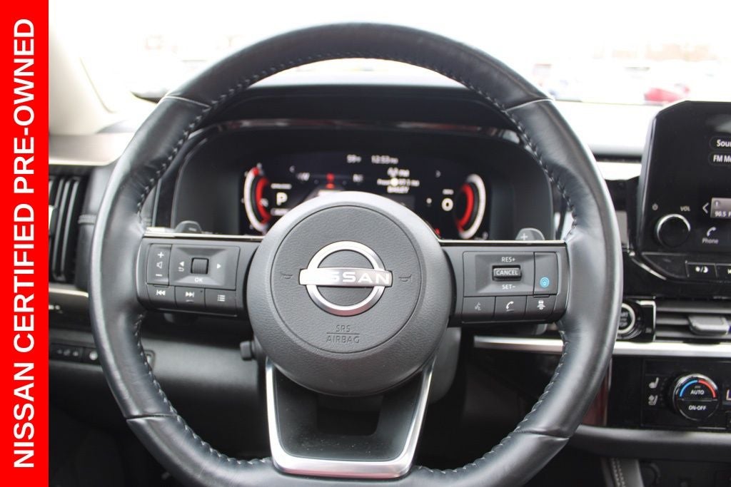 2023 Nissan Pathfinder Platinum