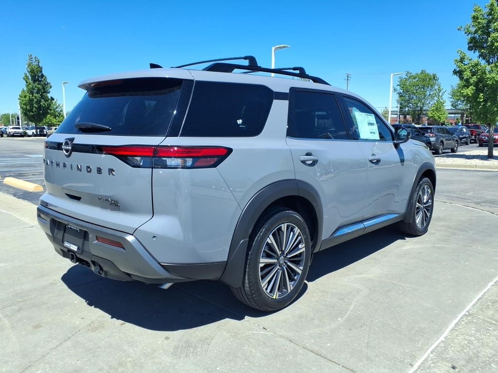 2026 Nissan Pathfinder Platinum