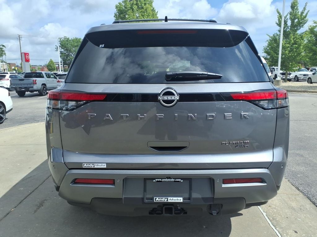 2026 Nissan Pathfinder Platinum