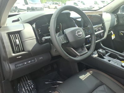 2026 Nissan Pathfinder Platinum