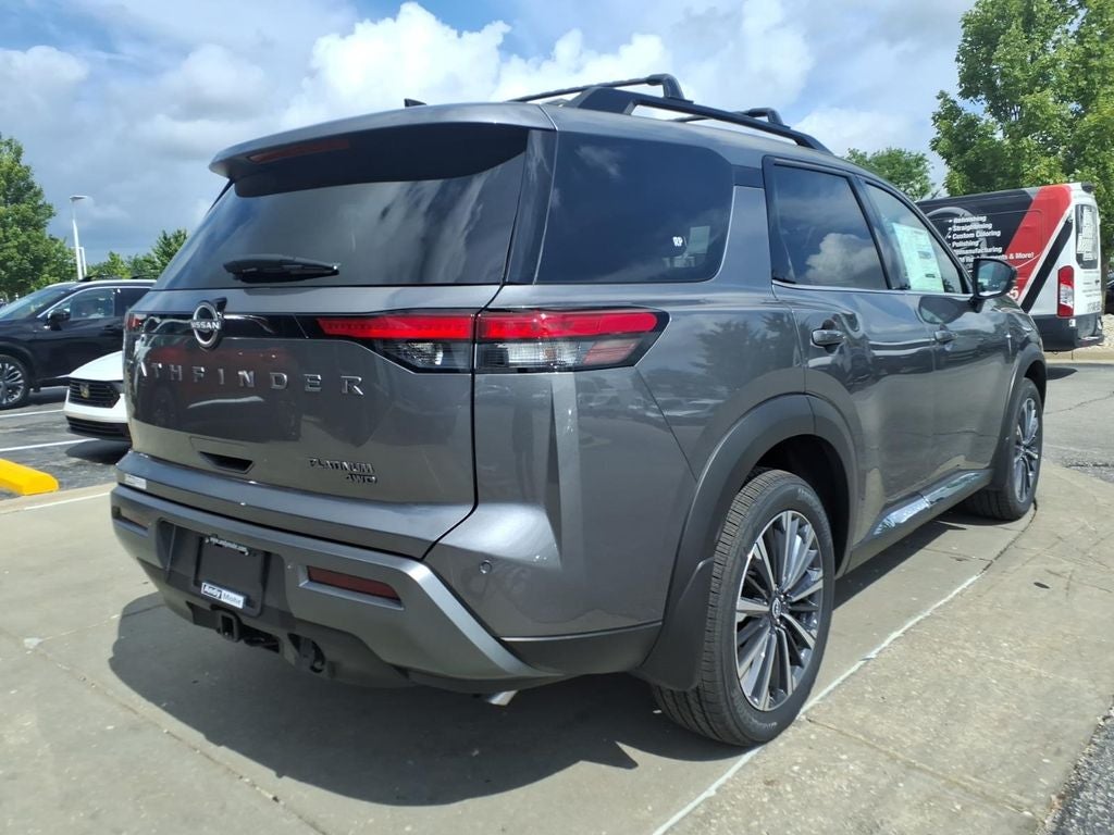 2026 Nissan Pathfinder Platinum