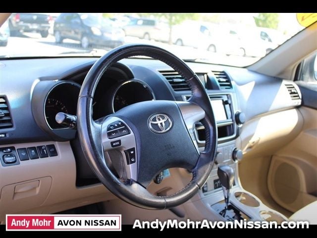 2013 Toyota Highlander SE