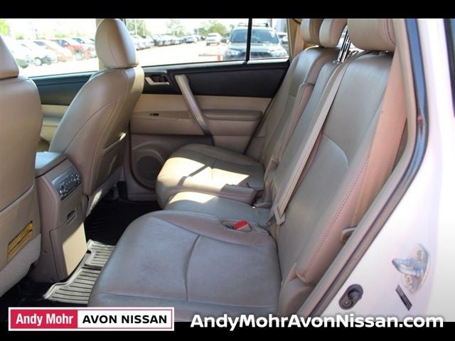 2013 Toyota Highlander SE