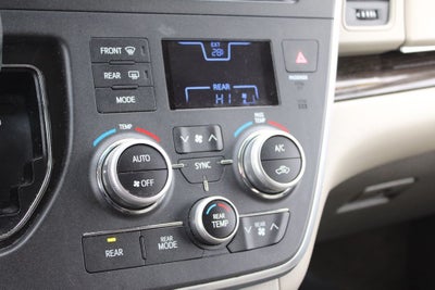 2017 Toyota Sienna XLE Premium 7 Passenger