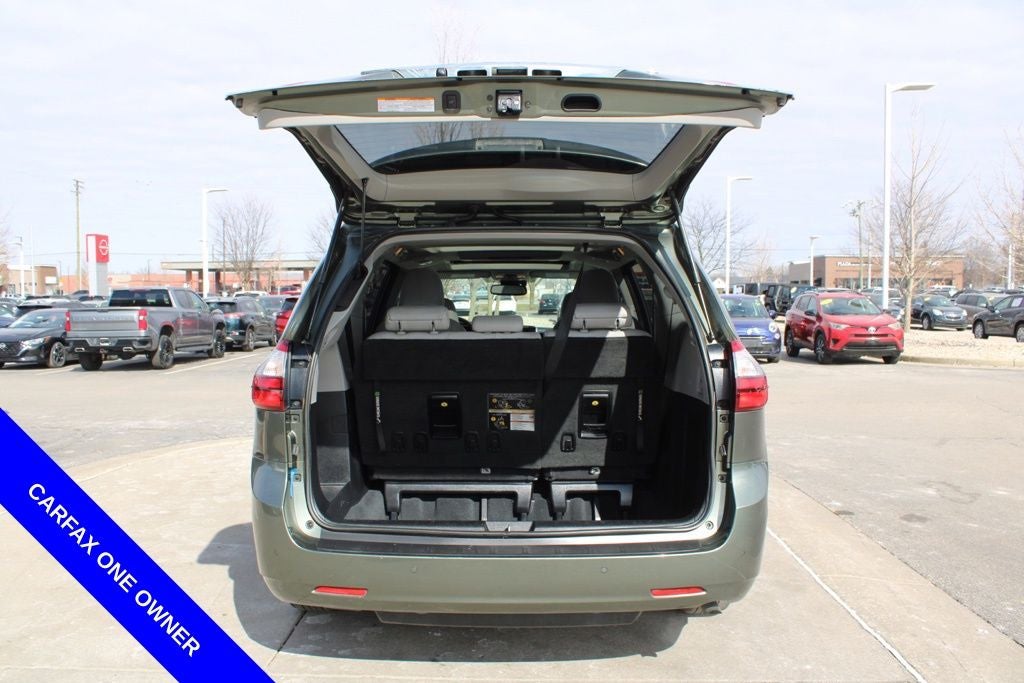 2020 Toyota Sienna Limited Premium 7 Passenger