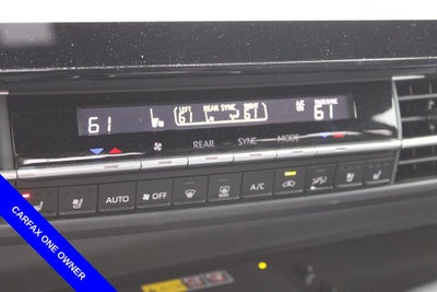 2025 Toyota Sienna Platinum 7 Passenger