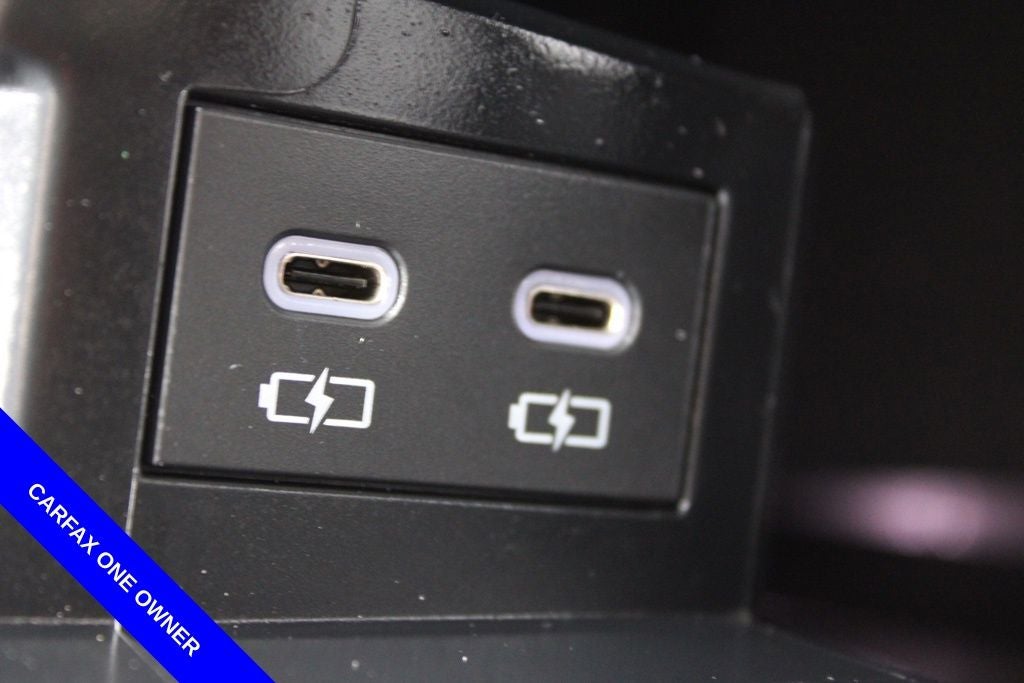 2025 Toyota Sienna Platinum 7 Passenger