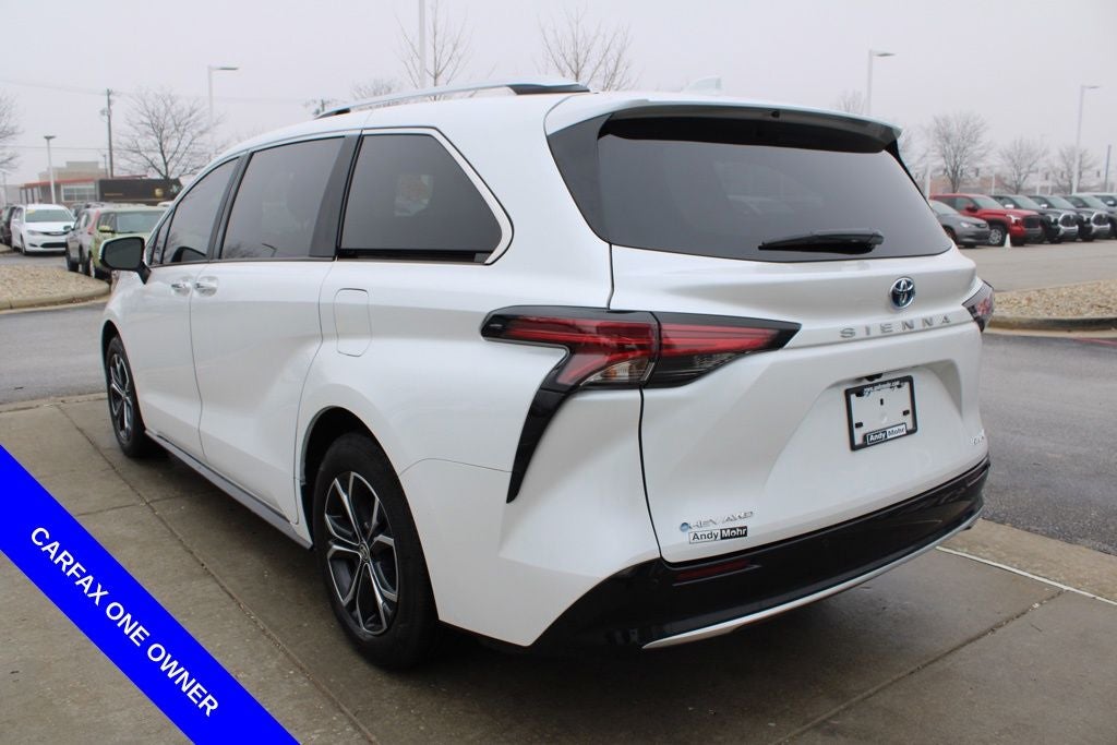 2025 Toyota Sienna Platinum 7 Passenger