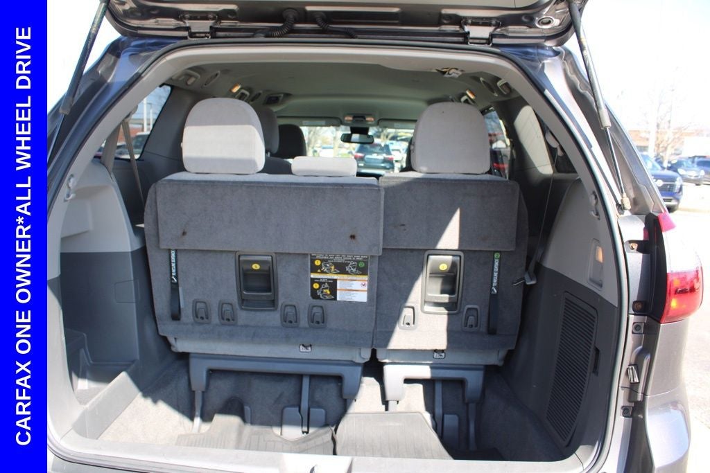 2018 Toyota Sienna LE 7 Passenger