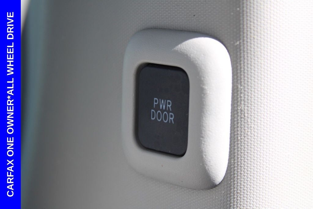 2018 Toyota Sienna LE 7 Passenger