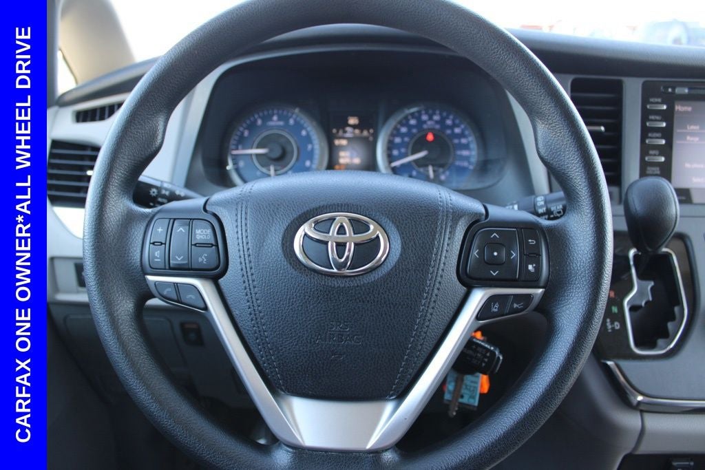 2018 Toyota Sienna LE 7 Passenger