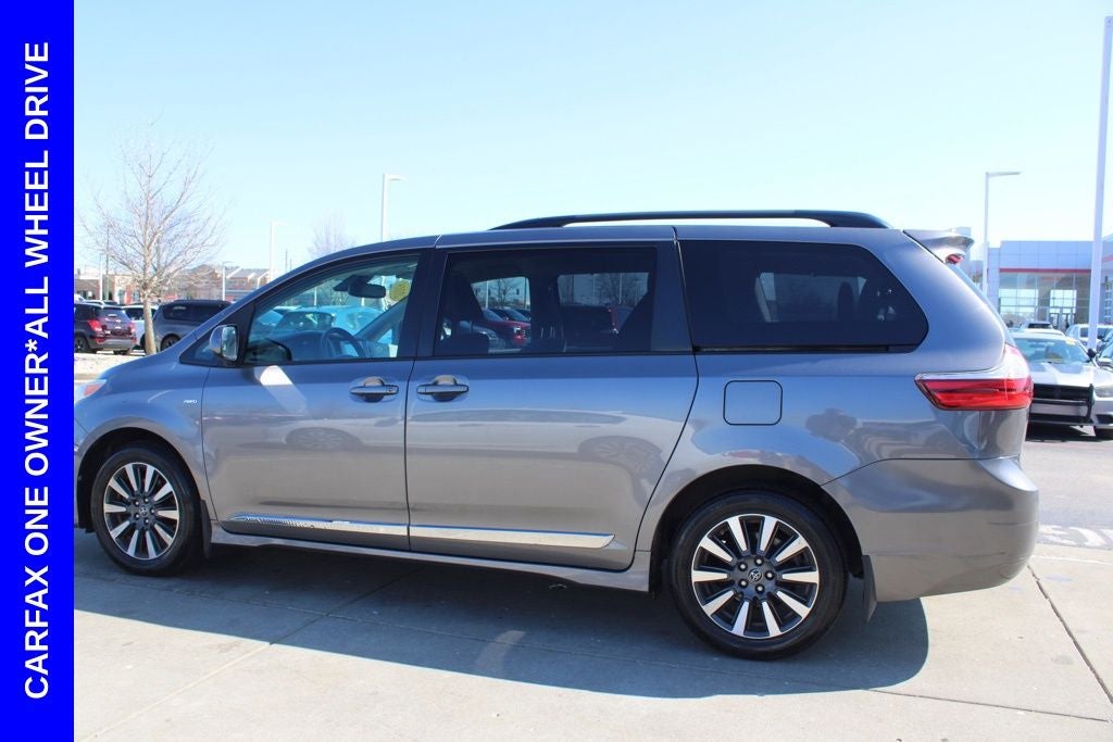 2018 Toyota Sienna LE 7 Passenger