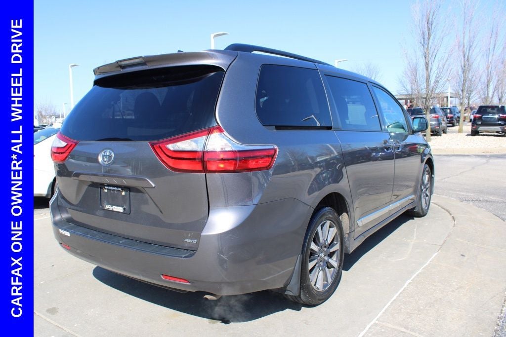 2018 Toyota Sienna LE 7 Passenger