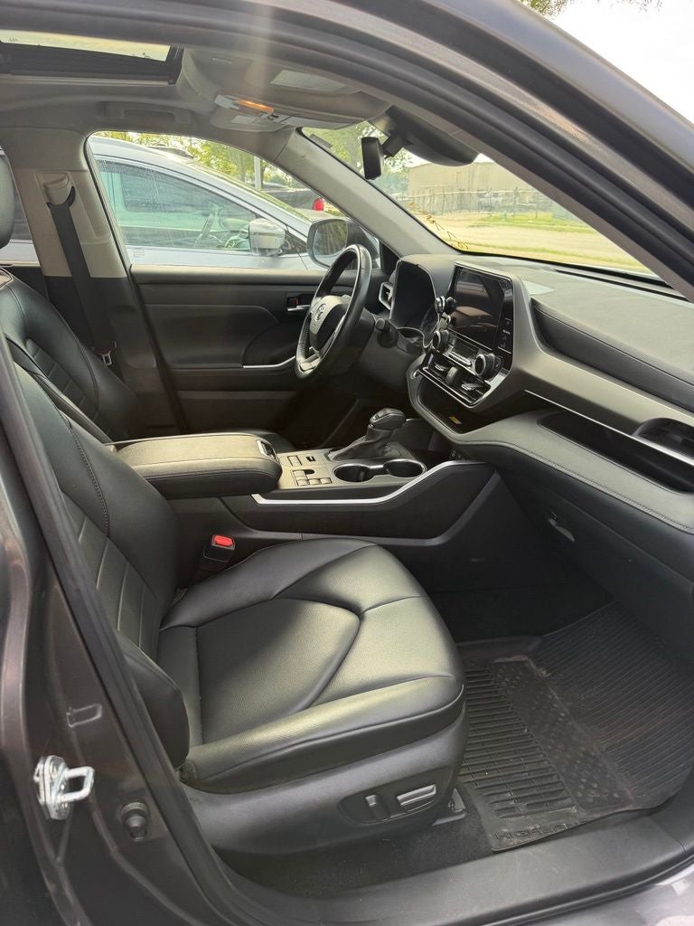 2024 Toyota Highlander XLE