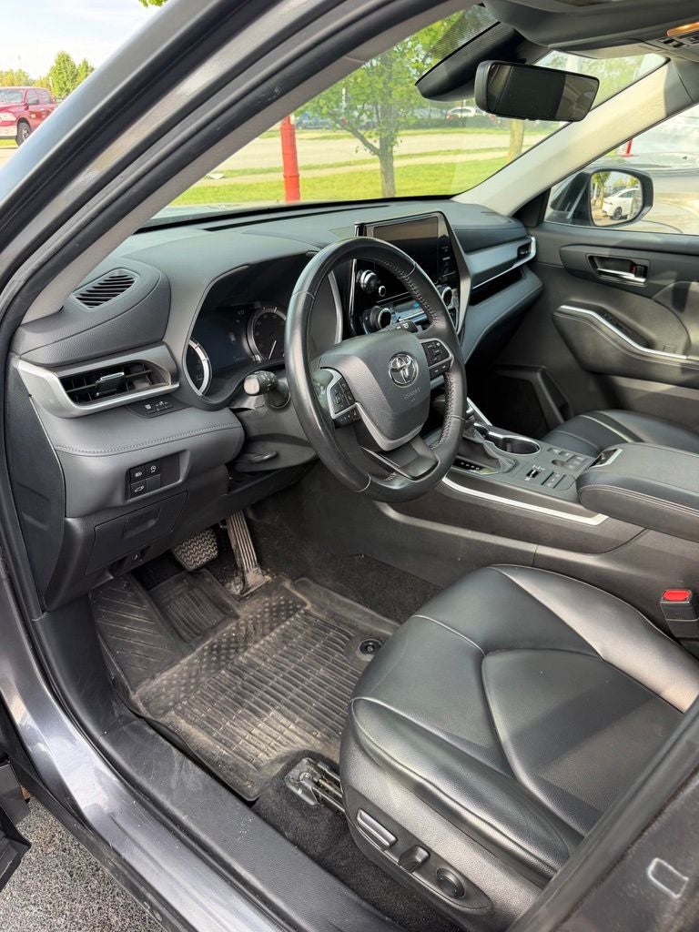 2024 Toyota Highlander XLE