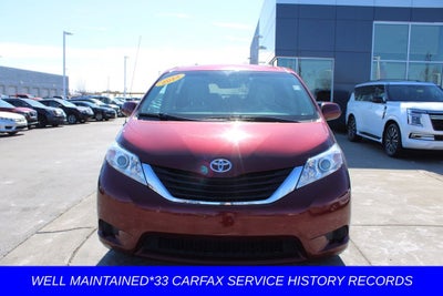 2013 Toyota Sienna LE 8 Passenger