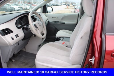 2014 Toyota Sienna LE
