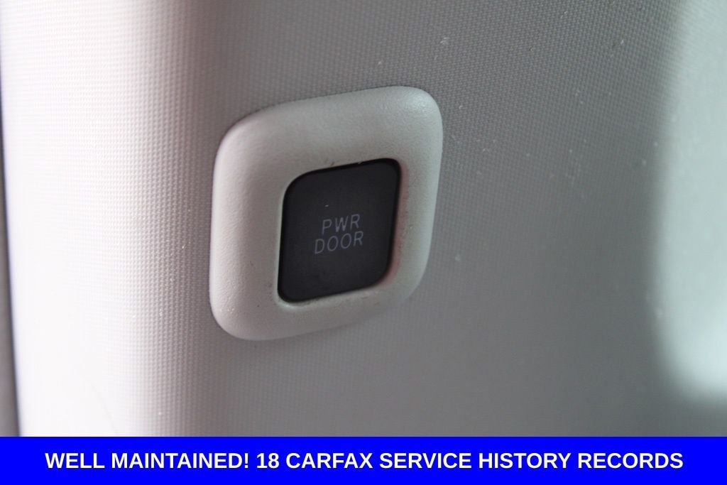 2014 Toyota Sienna LE