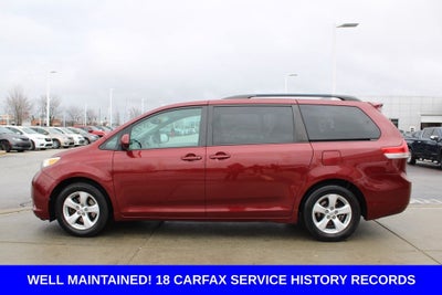 2014 Toyota Sienna LE