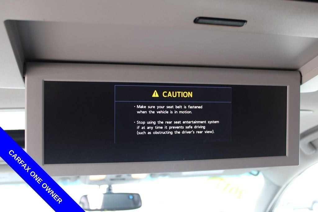 2017 Toyota Sienna SE Premium 8 Passenger