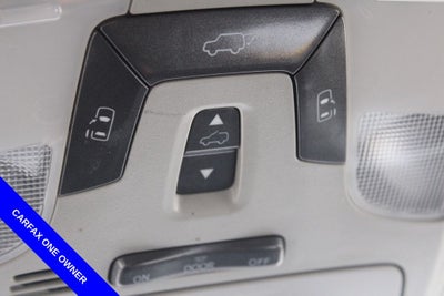 2017 Toyota Sienna SE Premium 8 Passenger