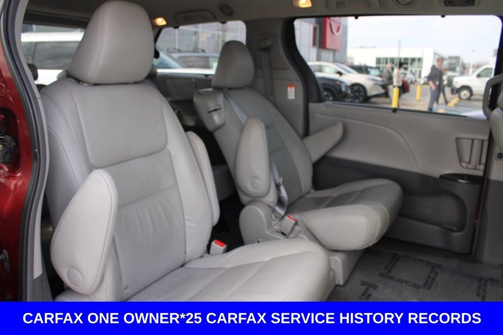 2015 Toyota Sienna XLE