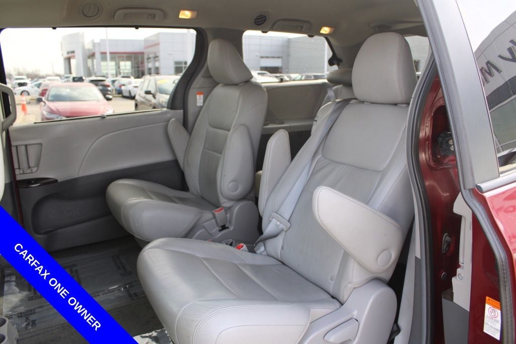 2015 Toyota Sienna XLE