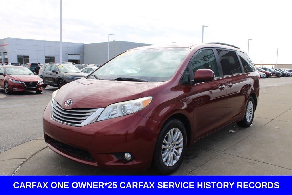 2015 Toyota Sienna XLE
