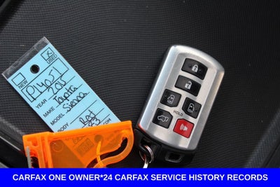 2015 Toyota Sienna XLE