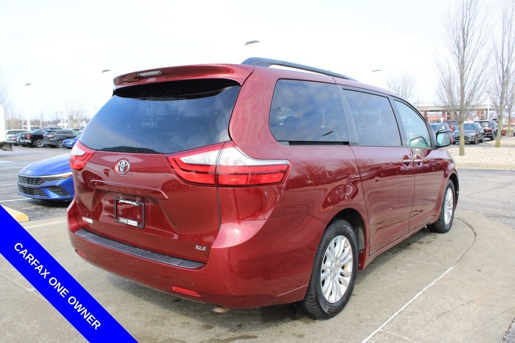 2015 Toyota Sienna XLE