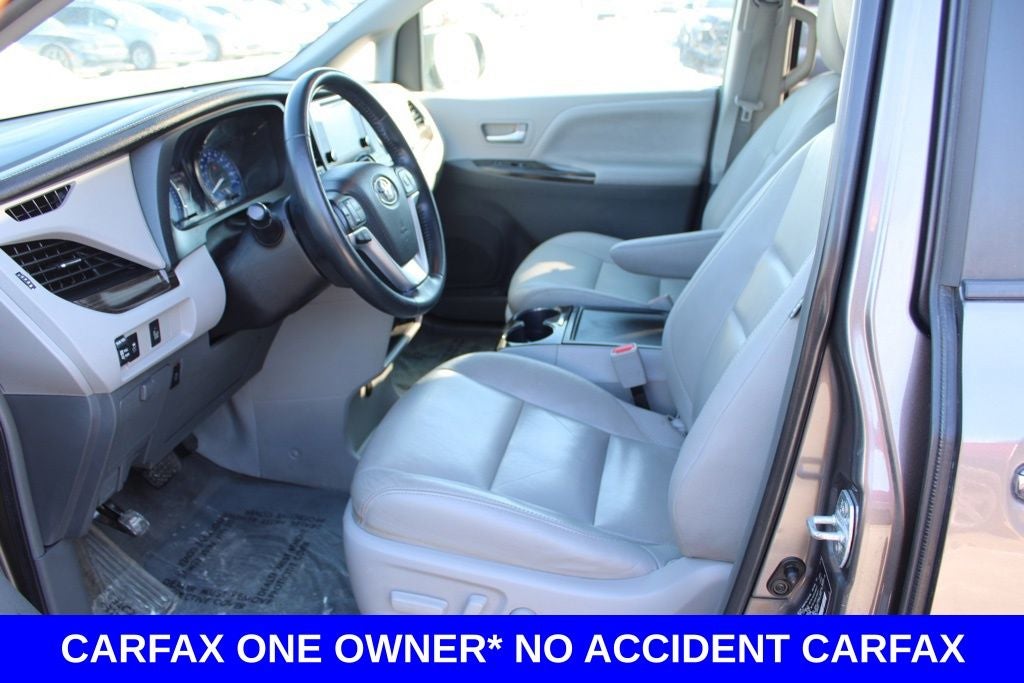 2015 Toyota Sienna XLE