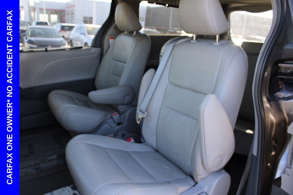 2015 Toyota Sienna XLE