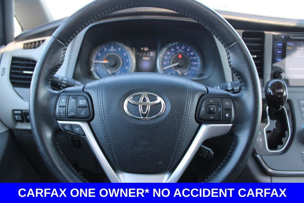 2015 Toyota Sienna XLE