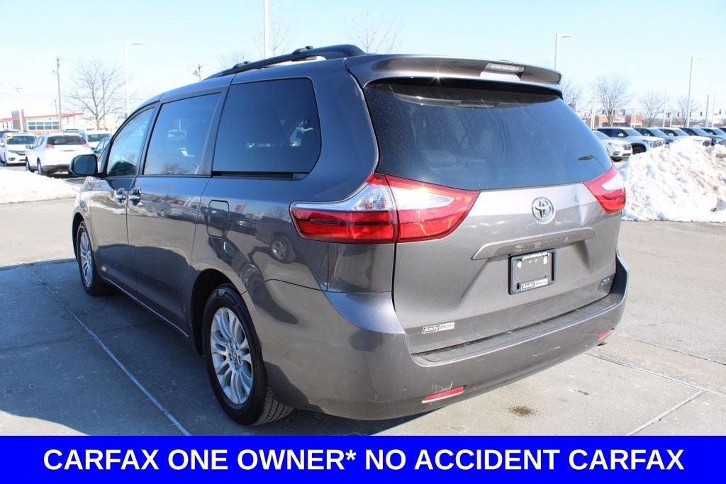 2015 Toyota Sienna XLE