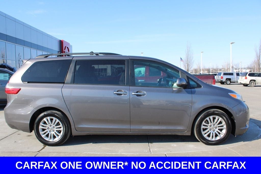 2015 Toyota Sienna XLE