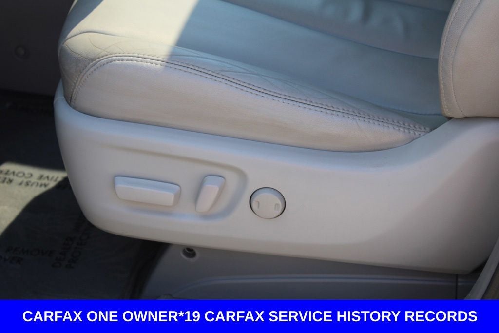 2014 Toyota Sienna XLE 8 Passenger