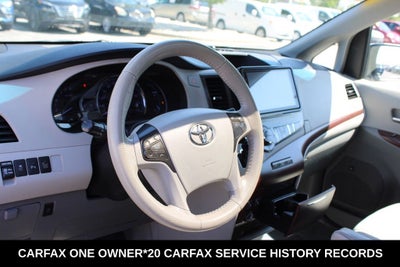2014 Toyota Sienna XLE 8 Passenger
