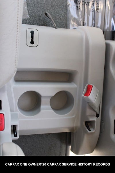 2014 Toyota Sienna XLE 8 Passenger