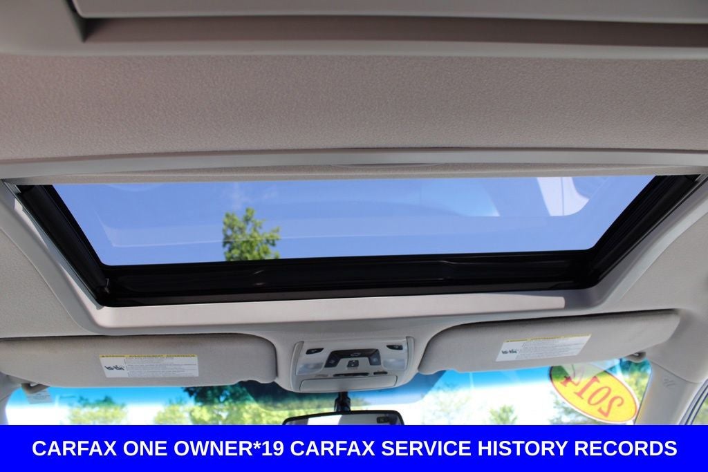 2014 Toyota Sienna XLE 8 Passenger