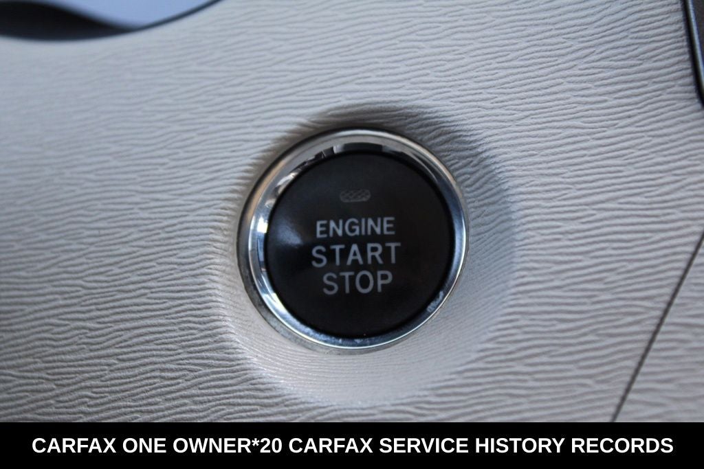 2014 Toyota Sienna XLE 8 Passenger
