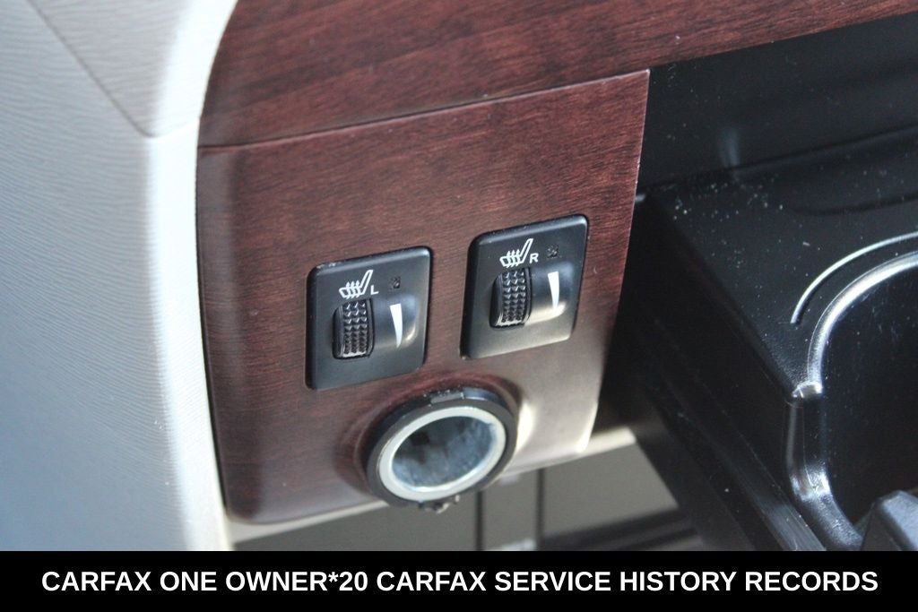 2014 Toyota Sienna XLE 8 Passenger