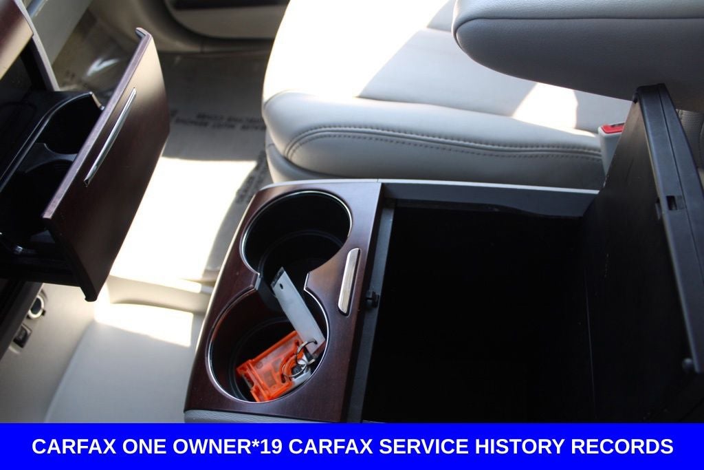 2014 Toyota Sienna XLE 8 Passenger
