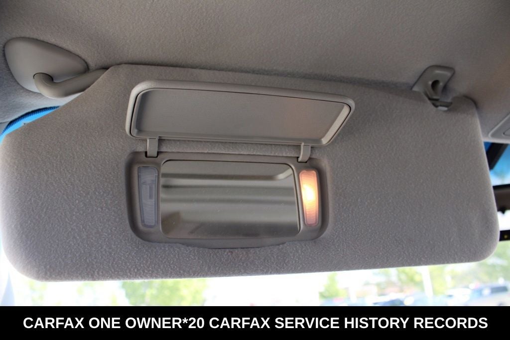 2014 Toyota Sienna XLE 8 Passenger