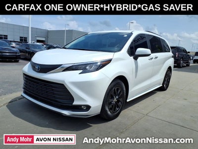 2025 Toyota Sienna XLE 8 Passenger
